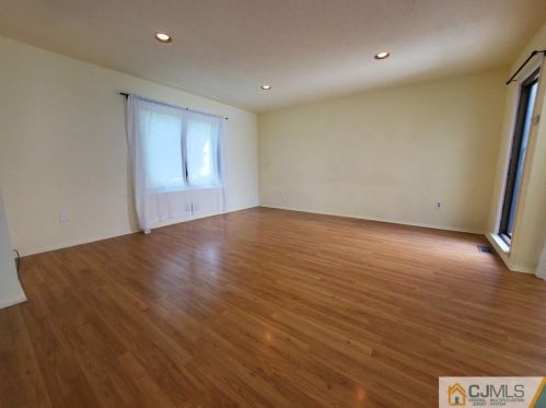 65 Diamond Ln, Old Bridge NJ  08857-3315 exterior