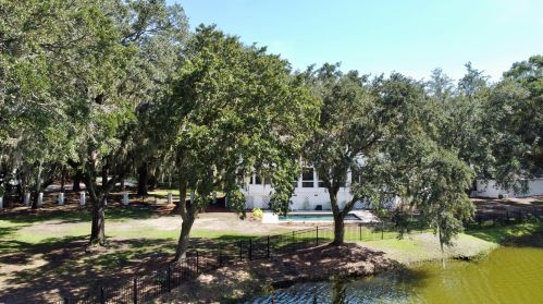 1580 Aztec Ln, Mount Pleasant SC 29464 exterior