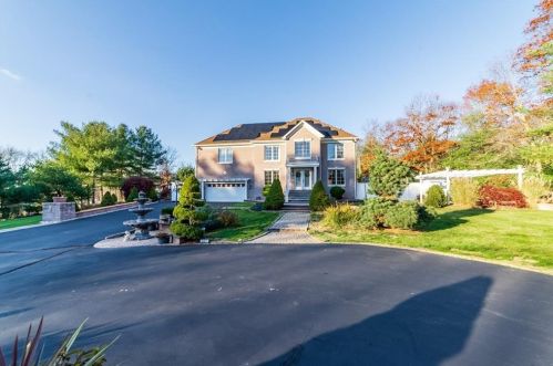 467 Robin Hollow Rd, West Greenwich RI  02817-2118 exterior
