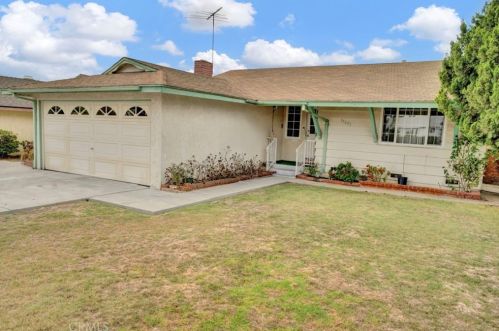 15621 Prairie Ave, Lawndale, CA 90260-2228