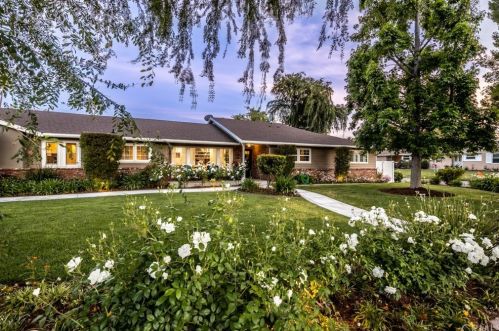 3300 Las Faldas Dr, Fullerton, CA 92835-1738
