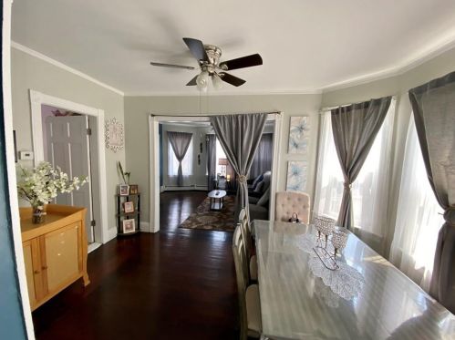 28 Osborn St, Providence RI 02908-3612 exterior