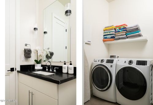 5036 Scottsdale Rd, Scottsdale AZ 85254-5161 exterior