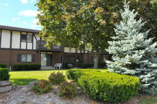 10050 Beloit Rd, Milwaukee WI  53228-1232 exterior