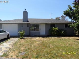 2119 L St, Springfield, OR 97477-4368