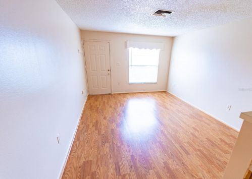 6124 Chesham Dr, New Port Richey, FL 34653-5702