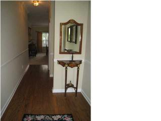2517 Countrywood Trce, Birmingham, AL 35243-4404
