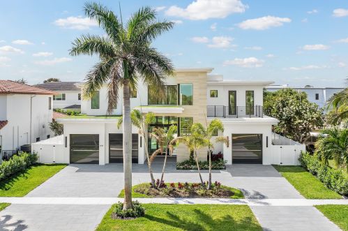 991 4th Ave, Boca Raton, FL 33432-5803