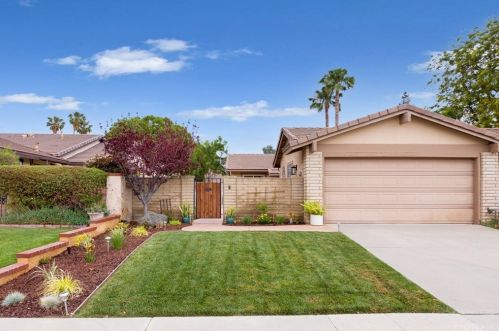 23513 Platina Dr, Santa Clarita, CA 91355-2248