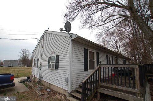 17 Meadowbrook Ave, Wilmington, DE 19804-2825