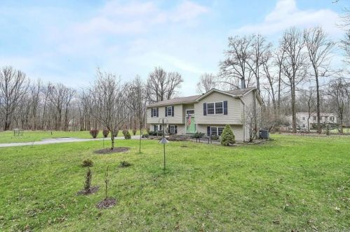 3 Cortez Ln, Montgomery, NY 12549-1975