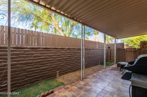 456 Calle Lindero, Tucson AZ  85704-3918 exterior