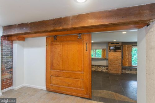 23 Dunminning Rd, Newtown Square PA  19073-1801 exterior