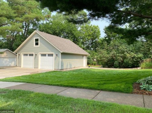 227 Pine St, Hudson WI  54016-1235 exterior