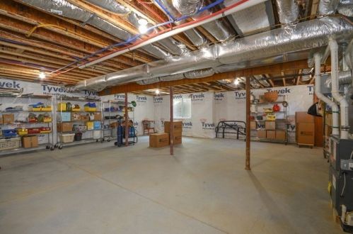 64 Grey Hawk Dr, Mashpee MA  02649-4420 exterior