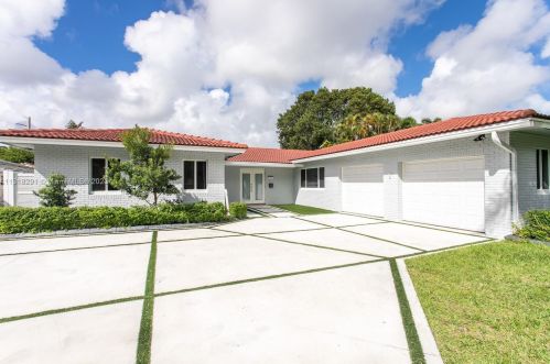 144 3rd Ave, Dania Beach, FL 33004-3710