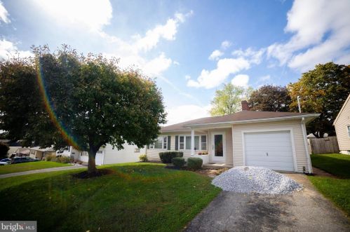 618 Wise Ave, Red Lion, PA 17356-2512