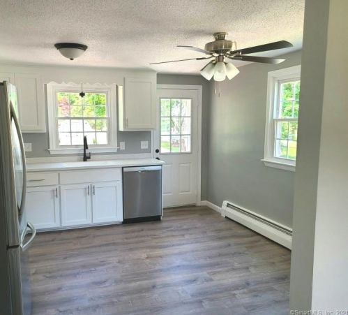 14 Ames Ave, Terryville CT  06786-6325 exterior