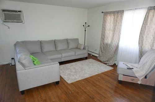 1609 73rd St, North Bergen, NJ 07047-3865
