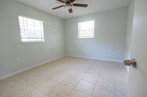 3441 Southern Pne Dr, Fort Pierce FL 34982-6542 exterior