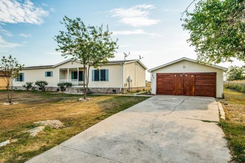 1110 Spring Flower Dr, Krum, TX 76249-7007