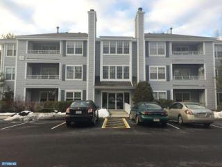 101 Raintree Ct, Helmetta, NJ 08828-1100