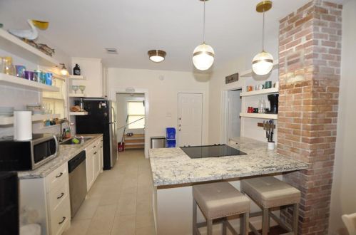 5002 Avenue, Galveston TX 77551-4831 exterior