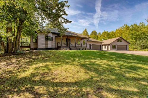 5078 Arrowhead Rd, Duluth MN 55811-1453 exterior