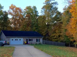 1895 Spencer Dr, Mansfield, IN 47872-8233