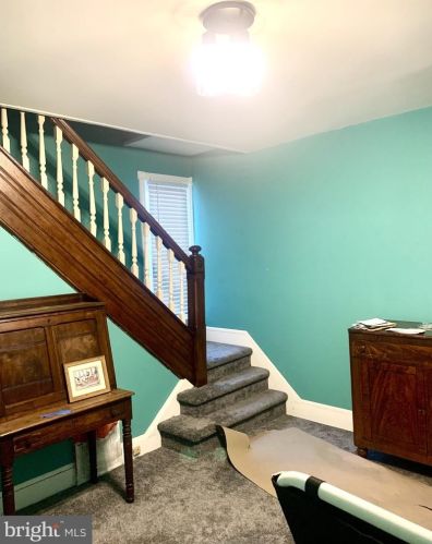 1305 Oak St, Wilmington DE  19805-4340 exterior