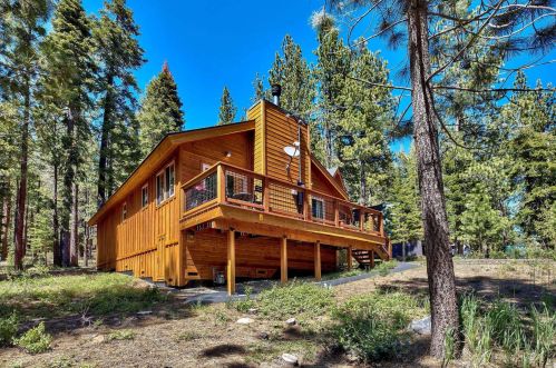 11502 Chamonix Rd, Truckee, CA 96161-6413