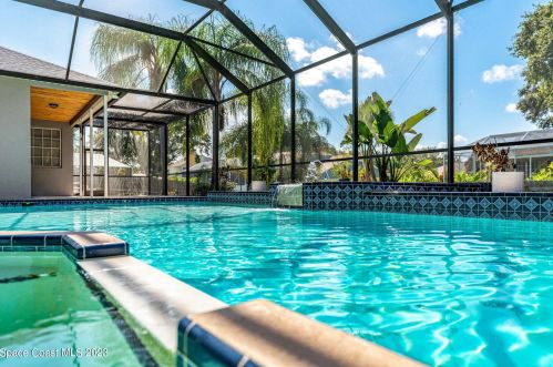 816 Brookstone Dr, Merritt Island FL  32952-4141 exterior