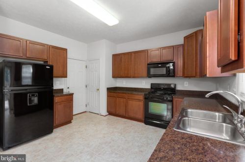 35388 Pheasant Rdg Rd, Locust Grove VA 22508-3109 exterior