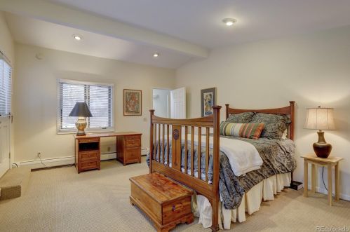 2475 Jackson St, Denver CO 80210-5638 exterior