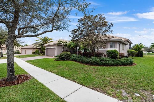 13816 14th St, Hollywood FL  33028-3031 exterior