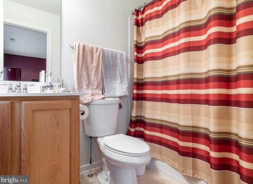 129 South Ave, Swedesboro NJ  08085-1693 exterior