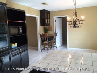 1518 Chippenham Dr, Baton Rouge LA  70808-5629 exterior