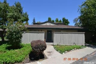 1020 Roundtree Ct, Sacramento, CA 95831-2670