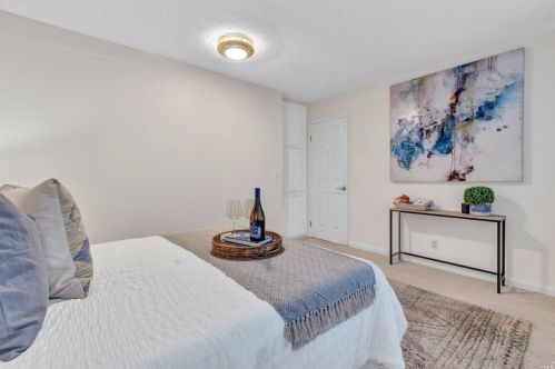 610 Rose Dr, Benicia CA  94510-3756 exterior