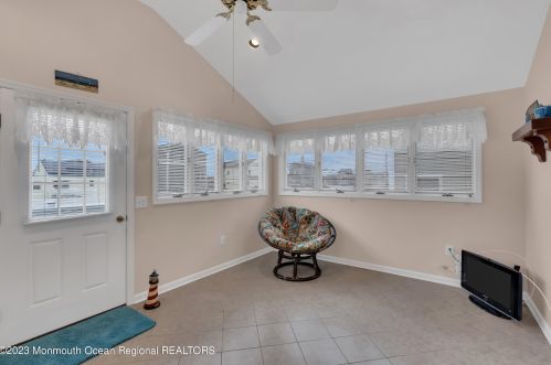 1950 Railway Ave, Pelican Island NJ  08751-1241 exterior