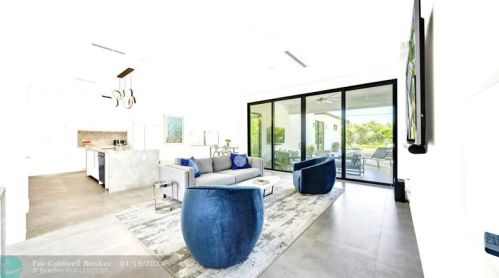 743 Lake Ave, Delray Beach, FL 33483-5928