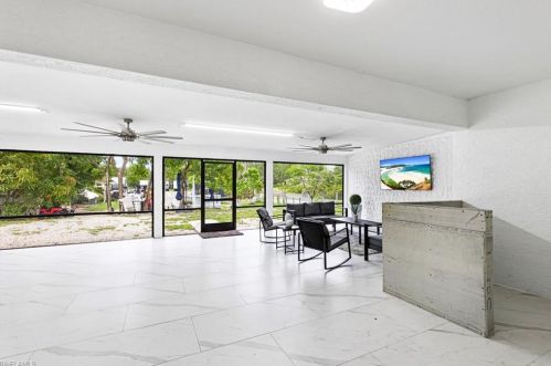 3845 27th Ave, Naples FL  34117-7131 exterior