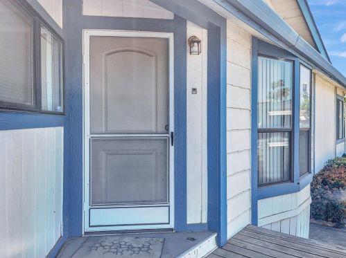 1 Red Fox Ct, Lodi, CA 95242-9518