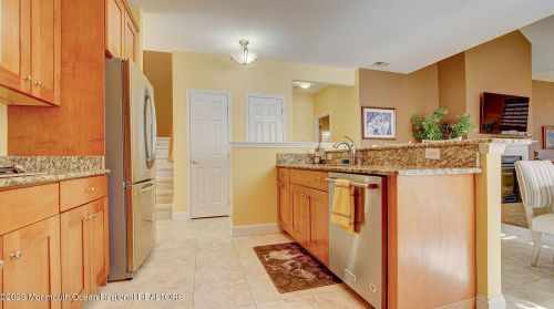 172 Huntington Dr, Jackson Twp NJ  08527-4789 exterior