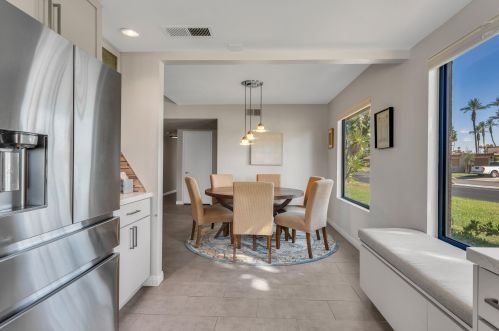 1 Palma Dr, Rancho Mirage CA  92270-3878 exterior