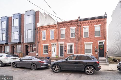 2616 Manton St, Philadelphia, PA 19146-3812