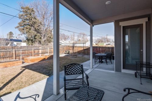 2875 Logan St, Englewood CO 80113-1636 exterior