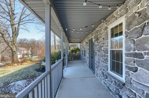 850 Zermatt Dr, Hummelstown PA  17036-9706 exterior