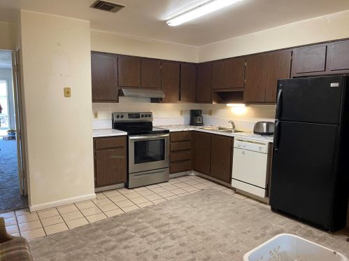 3850 Vancott St, West Palm Beach, FL 33403-1042