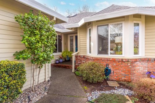 385 Riven Rock Way, Santa Rosa, CA 95409-6458